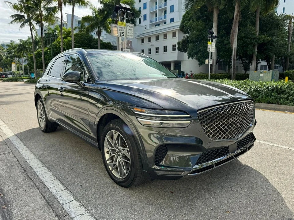 2025 Genesis GV70 - Image 2 of 12