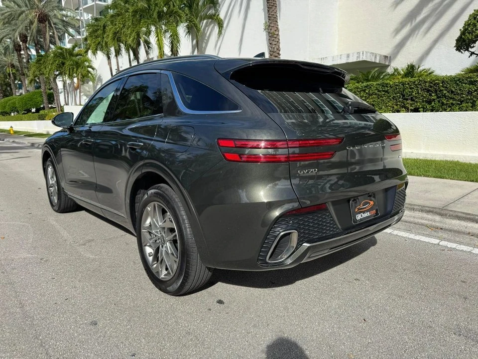 2025 Genesis GV70 - Image 5 of 12