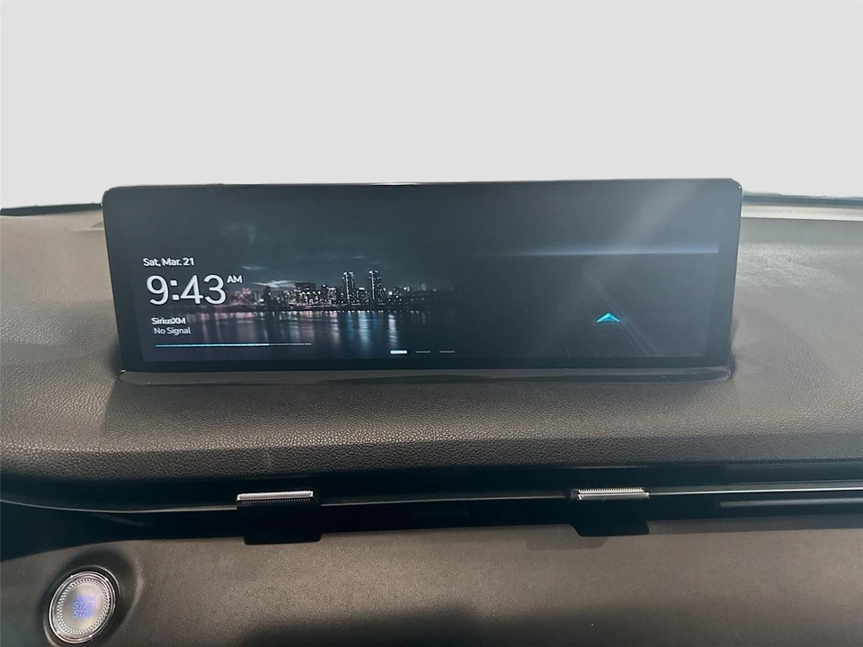 2025 Genesis GV70 - Image 9 of 21