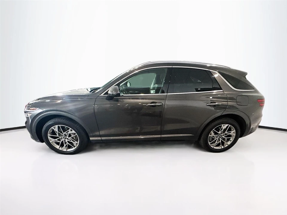 2025 Genesis GV70 - Image 28 of 31