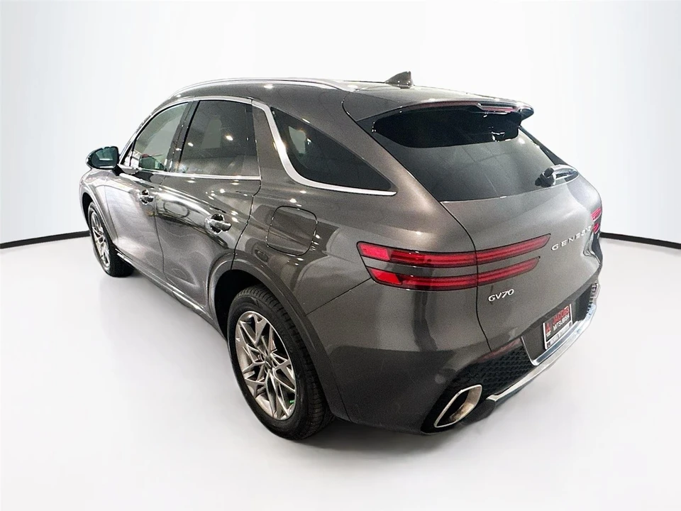 2025 Genesis GV70 - Image 29 of 31