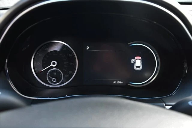 2025 Genesis GV70 - Image 12 of 21
