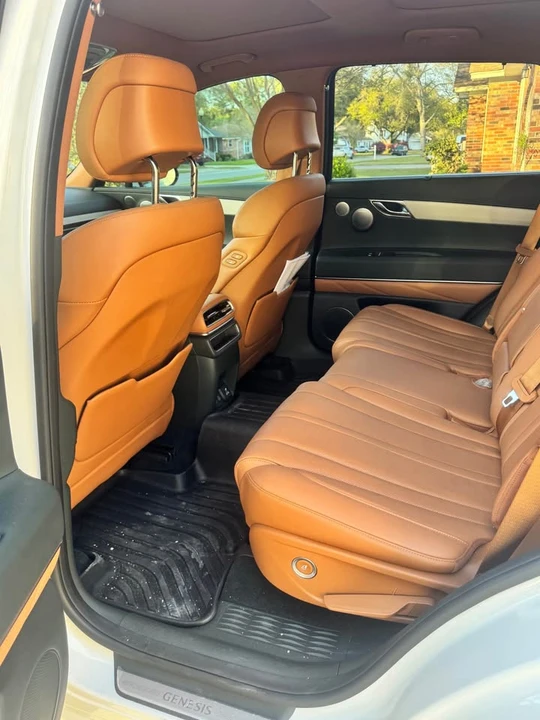 2025 Genesis GV80 - Image 15 of 15