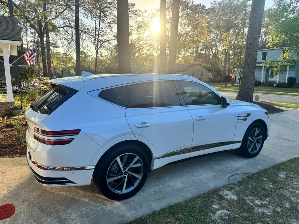 2025 Genesis GV80 - Image 10 of 15