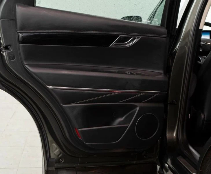 2025 Genesis GV80 - Image 12 of 12