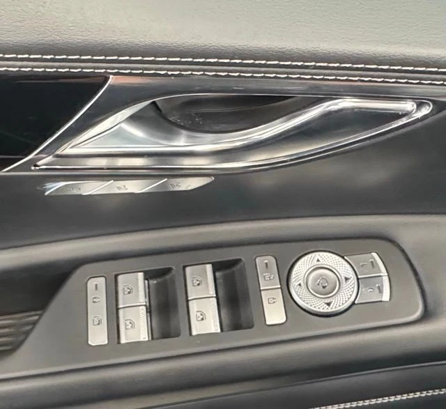 2025 Genesis GV80 - Image 20 of 21