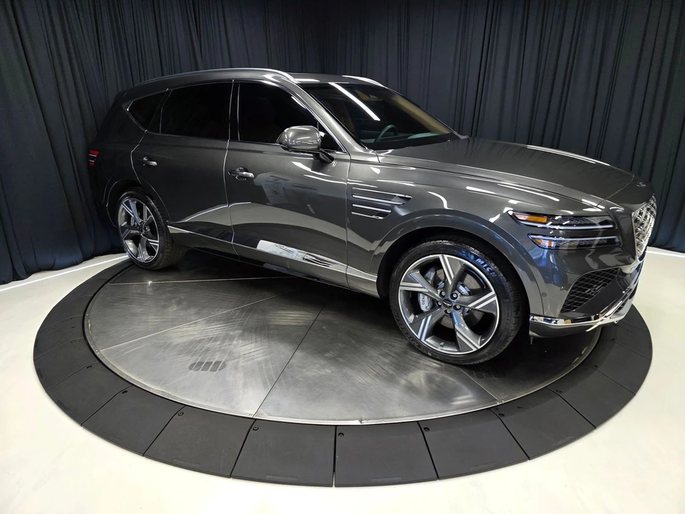 2025 Genesis GV80 - Image 12 of 21
