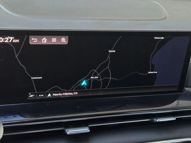 2025 Genesis GV80 - Image 14 of 21
