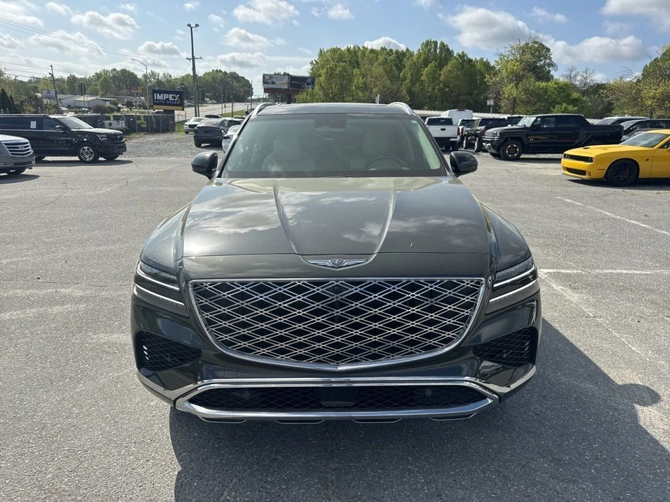 2025 Genesis GV80 - Image 8 of 21