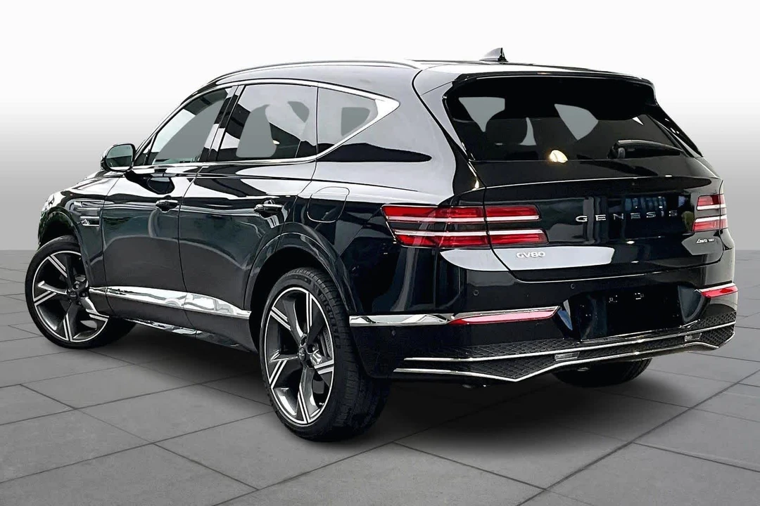 2025 Genesis GV80 - Image 12 of 12