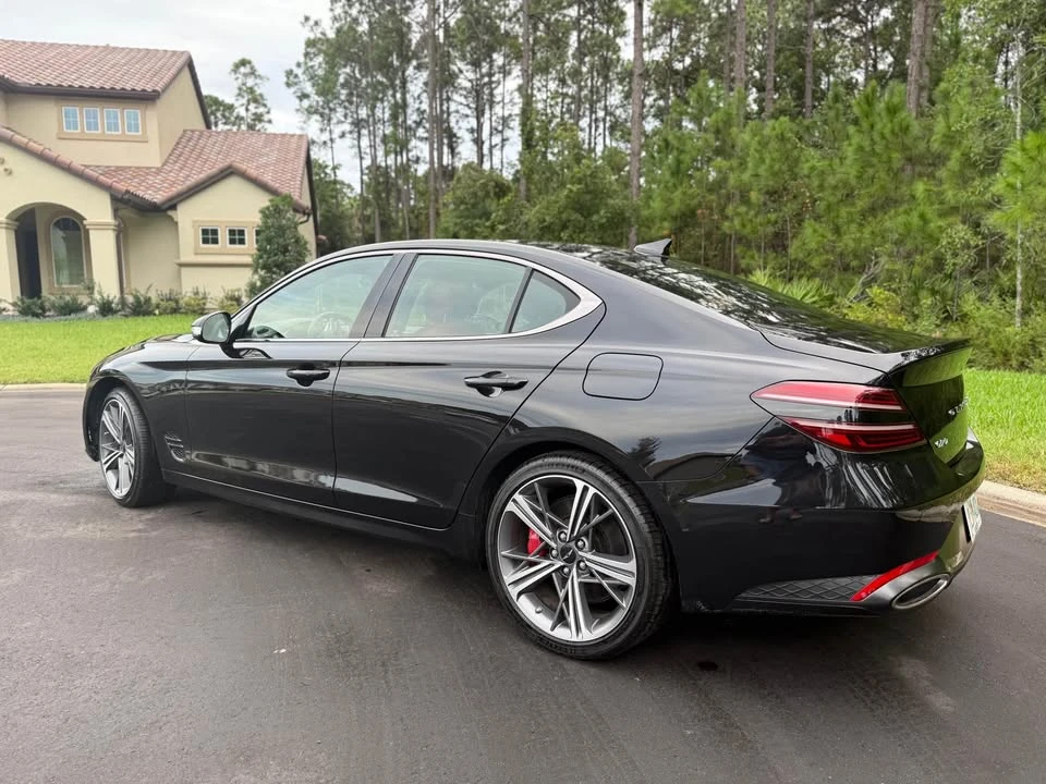 2025 Genesis G70 - Image 7 of 16