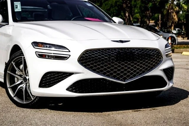 2025 Genesis G70 - Image 4 of 20
