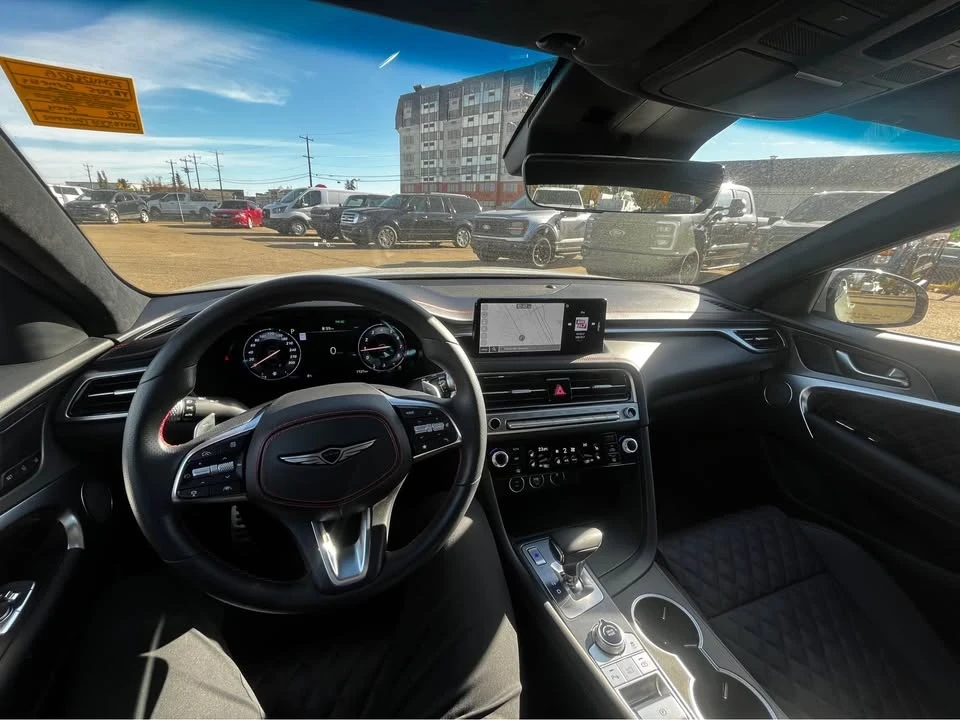 2025 Genesis G70 - Image 7 of 11