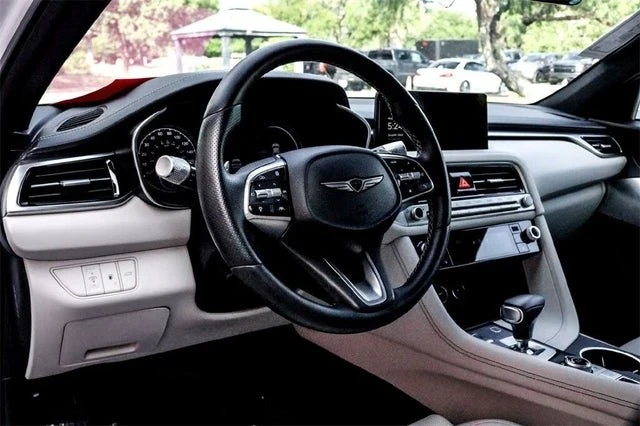 2025 Genesis G70 - Image 15 of 20