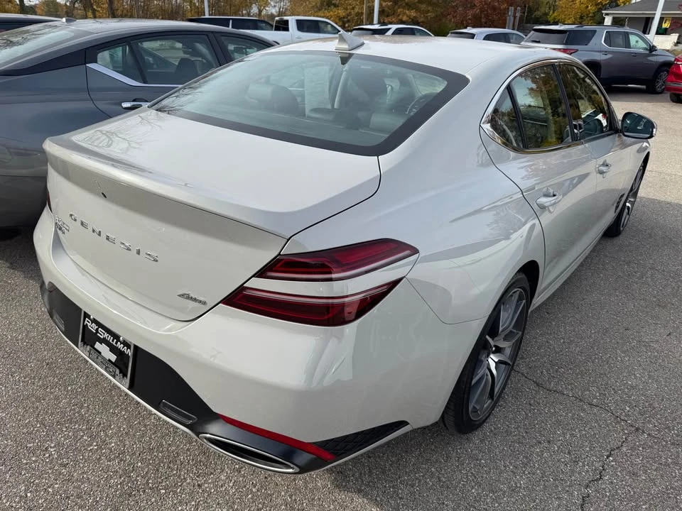 2025 Genesis G70 - Image 2 of 4