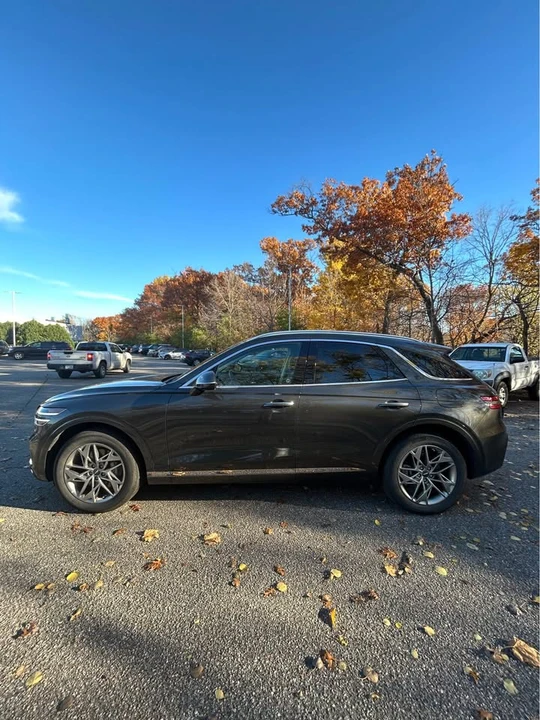 2025 Genesis G70 - Image 5 of 17