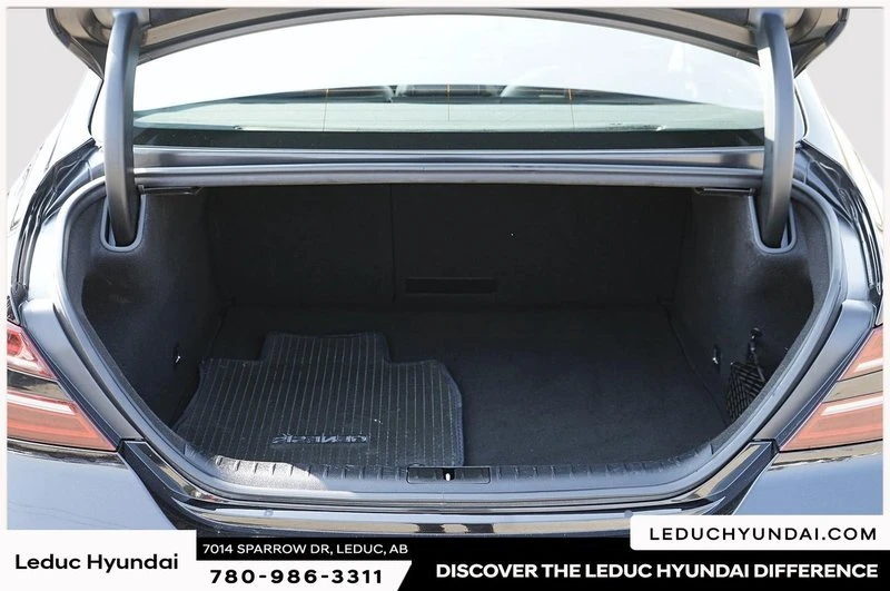 2025 Genesis G70 - Image 4 of 15