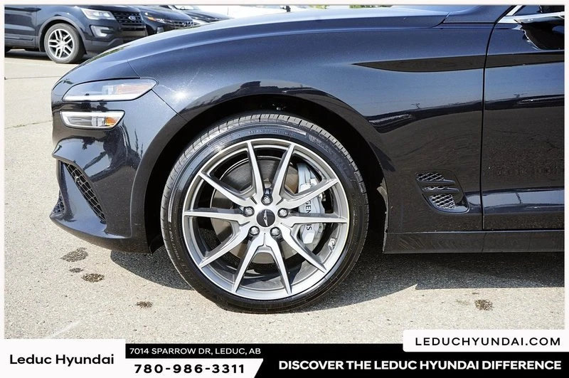 2025 Genesis G70 - Image 6 of 15