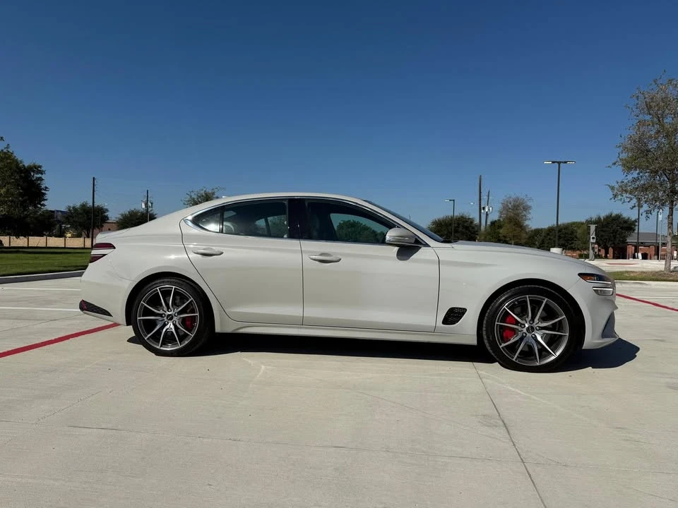 2025 Genesis G70 - Image 4 of 13