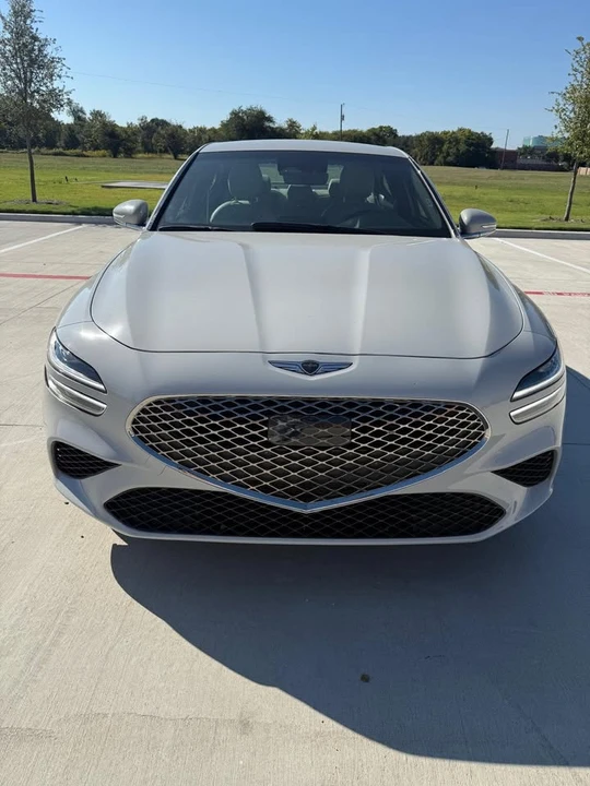2025 Genesis G70 - Image 2 of 13