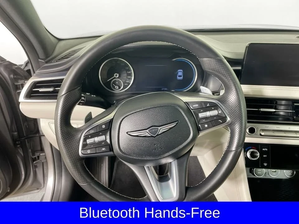 2025 Genesis G70 - Image 8 of 14