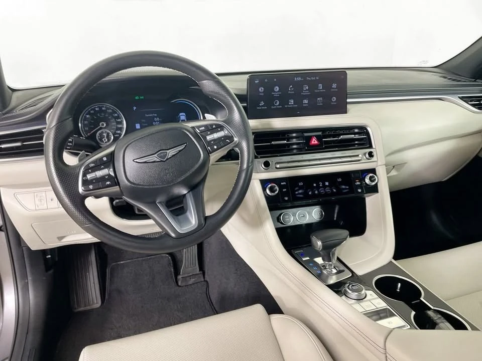 2025 Genesis G70 - Image 12 of 14