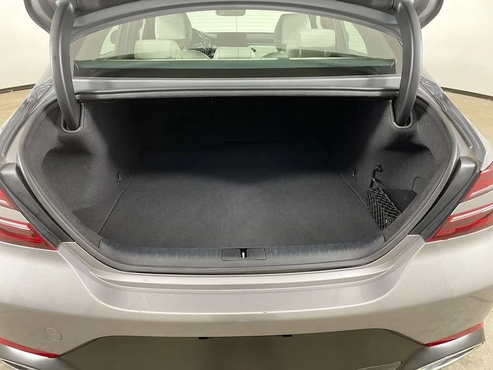 2025 Genesis G70 - Image 14 of 14