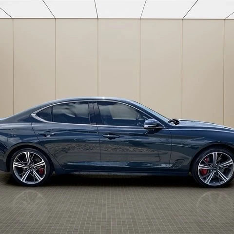 2025 Genesis G70 - Image 6 of 11