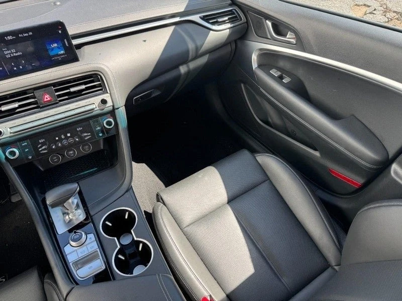 2025 Genesis G70 - Image 11 of 17