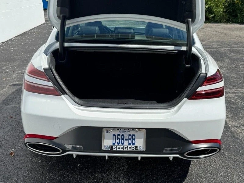 2025 Genesis G70 - Image 6 of 17