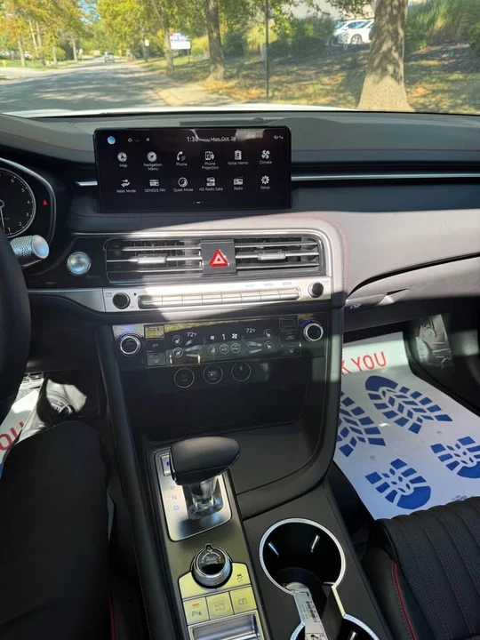 2025 Genesis G70 - Image 10 of 11