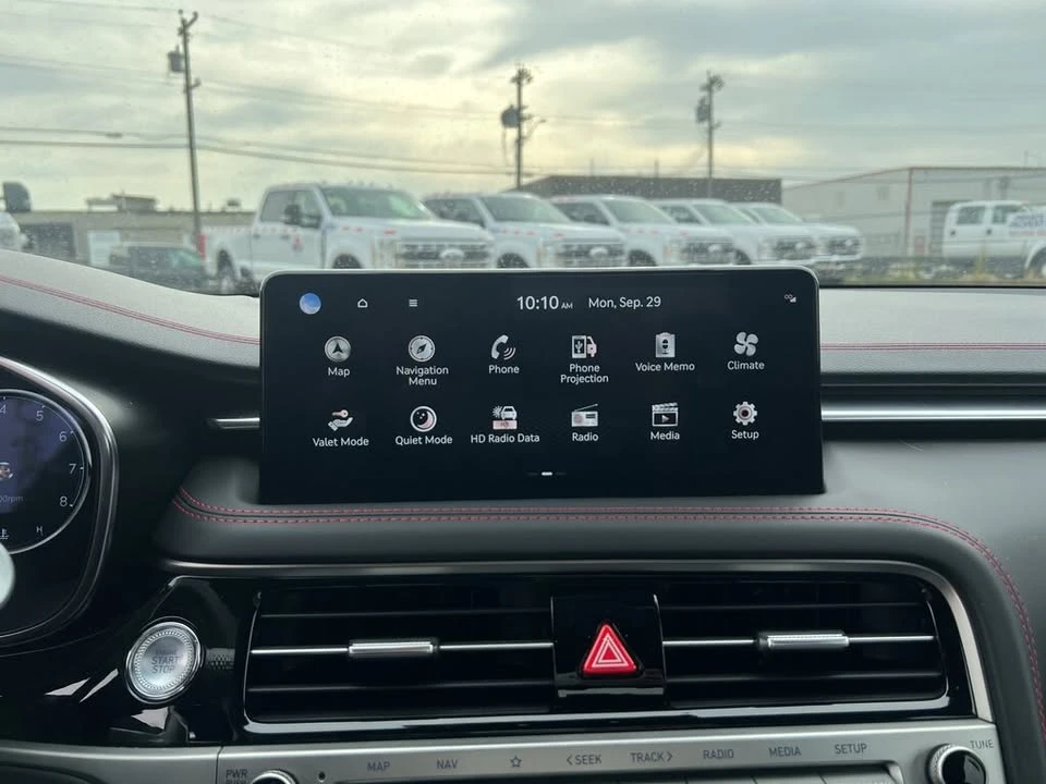 2025 Genesis G70 - Image 11 of 20