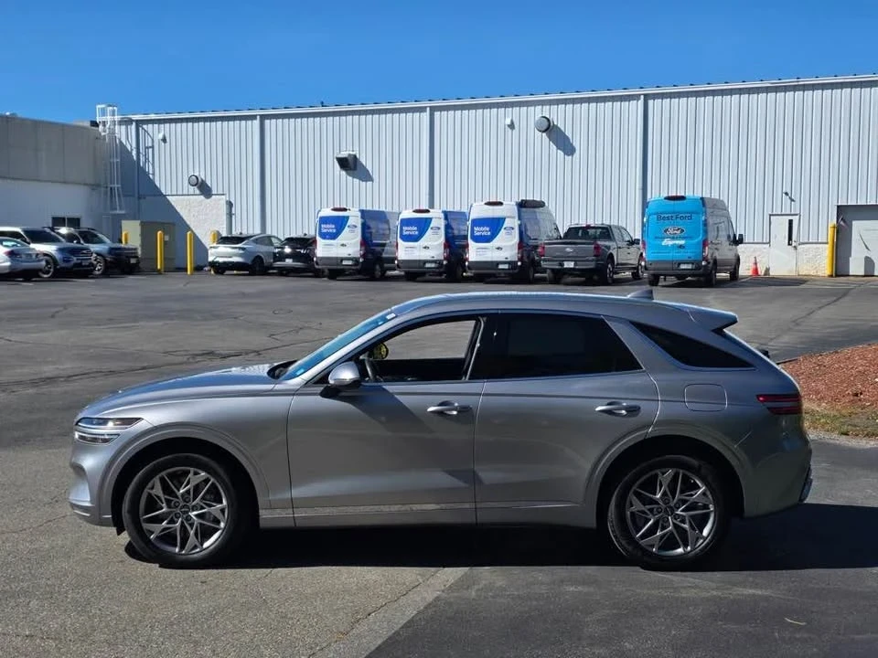 2025 Genesis GV70 - Image 3 of 10