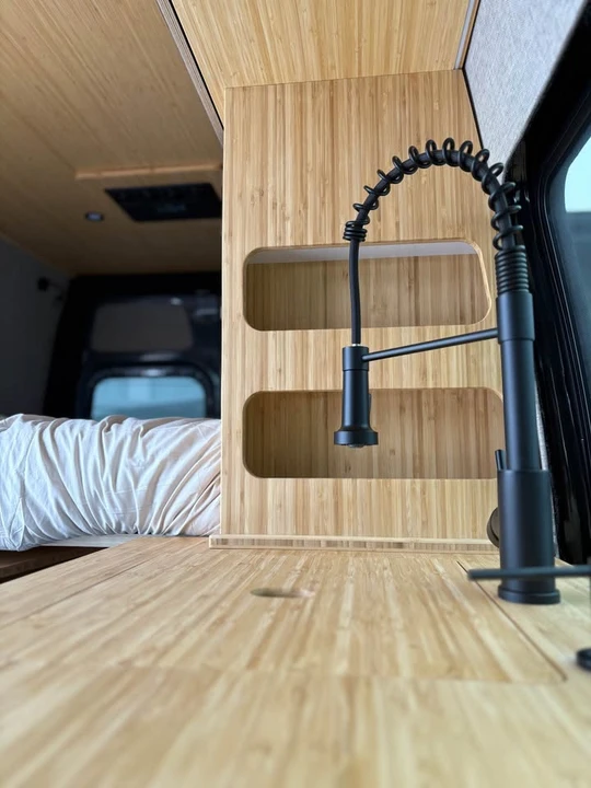 2025 Mercedes-Benz VS30 Sprinter - Image 3 of 9