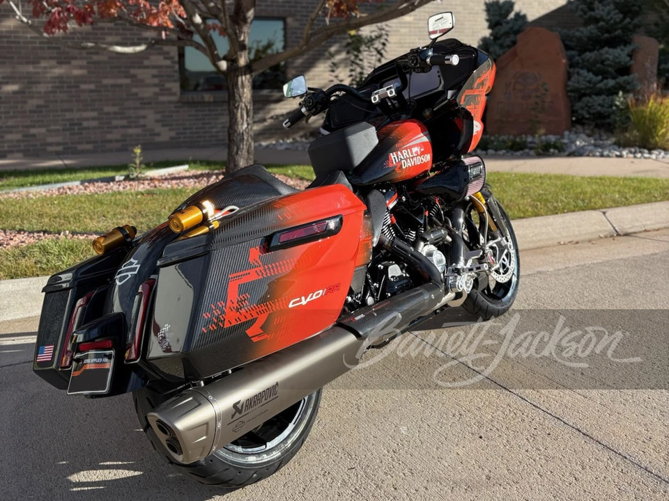 2025 Harley-Davidson CVO - Image 6 of 31