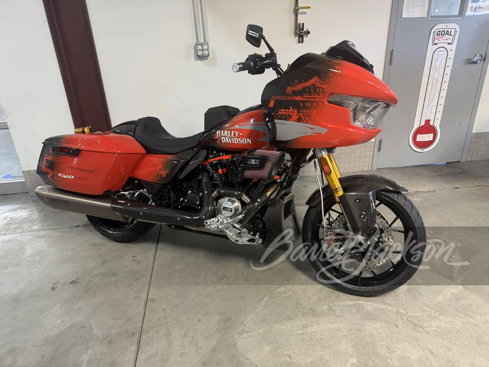 2025 Harley-Davidson CVO - Image 10 of 31