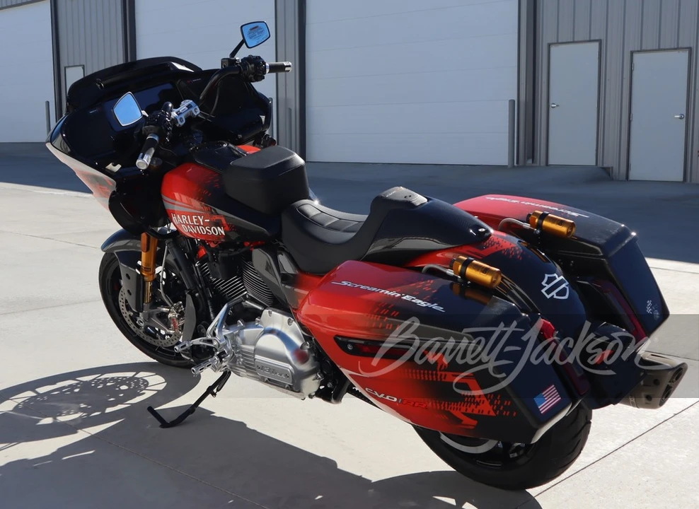 2025 Harley-Davidson CVO - Image 25 of 31