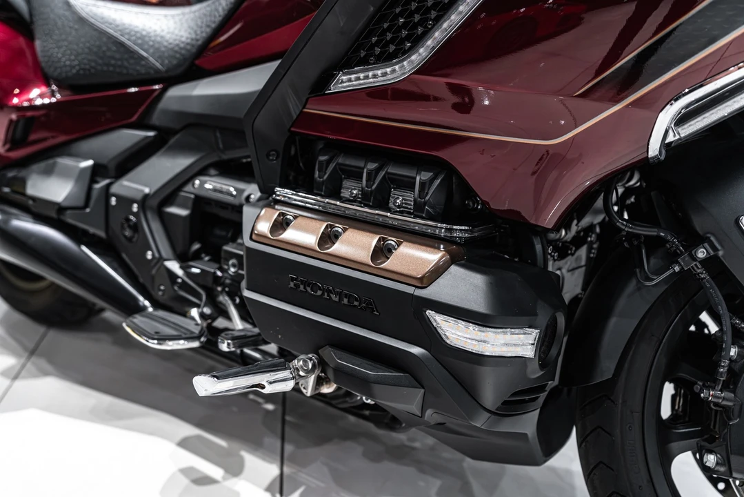 2025 Honda Gold Wing - Image 30 of 31