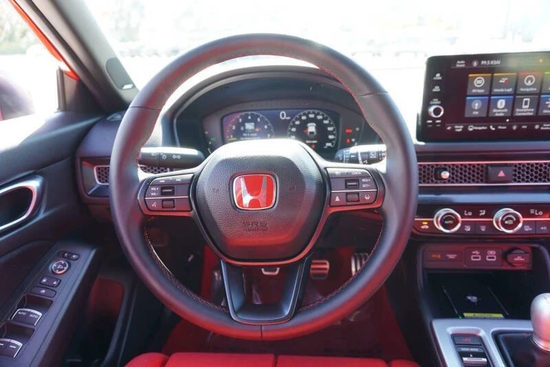 2025 Honda FL5 Civic Type R - Image 16 of 20