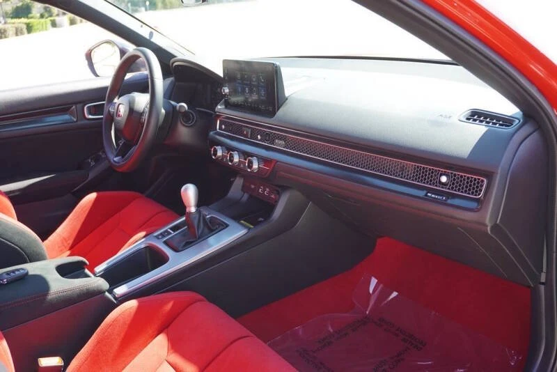 2025 Honda FL5 Civic Type R - Image 12 of 20