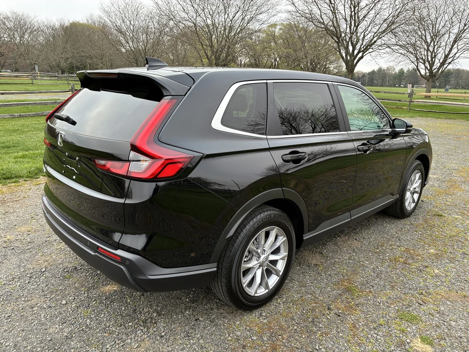 2025 Honda CR-V 6th Gen - Image 5 of 21