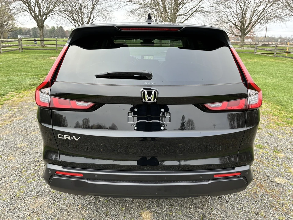 2025 Honda CR-V 6th Gen - Image 6 of 21