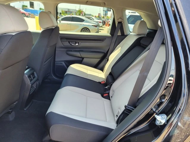 2025 Honda CR-V 6th Gen - Image 8 of 12