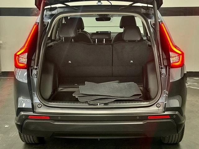 2025 Honda CR-V 6th Gen - Image 15 of 21