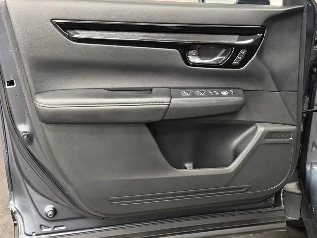 2025 Honda CR-V 6th Gen - Image 20 of 21