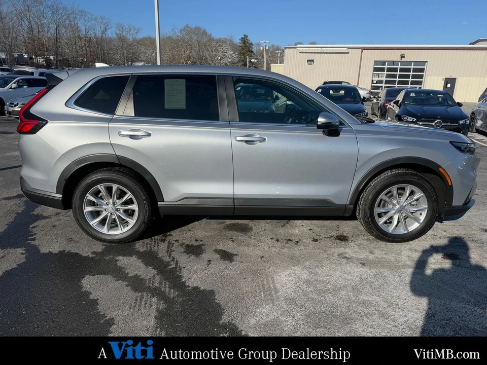 2025 Honda CR-V 6th Gen - Image 9 of 21
