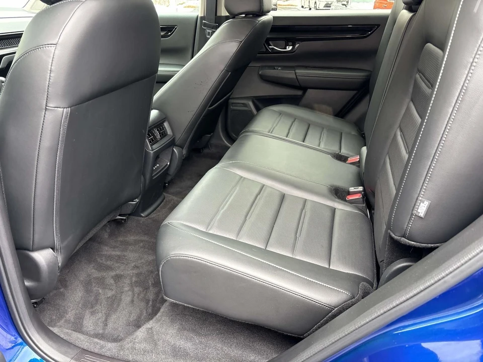 2025 Honda CR-V 6th Gen - Image 11 of 21