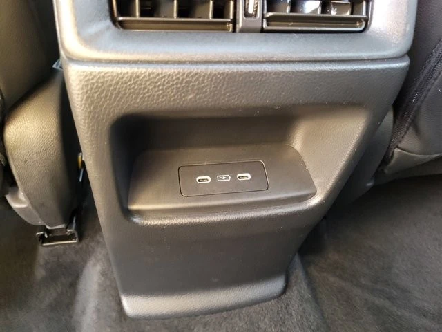 2025 Honda CR-V 6th Gen - Image 15 of 21