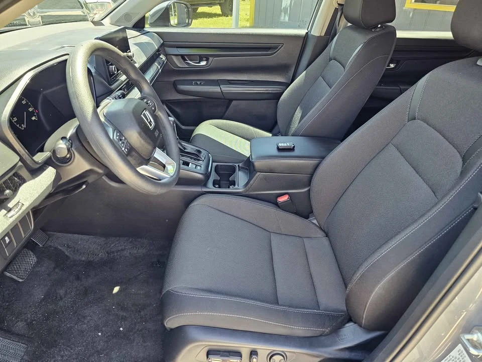2025 Honda CR-V 6th Gen - Image 6 of 9