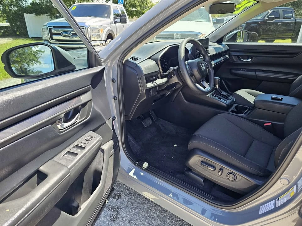 2025 Honda CR-V 6th Gen - Image 5 of 9